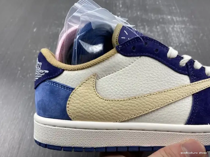SCOTT TRAVIS AIR X JORDAN 1 CUSTOM DM7866-808 0506